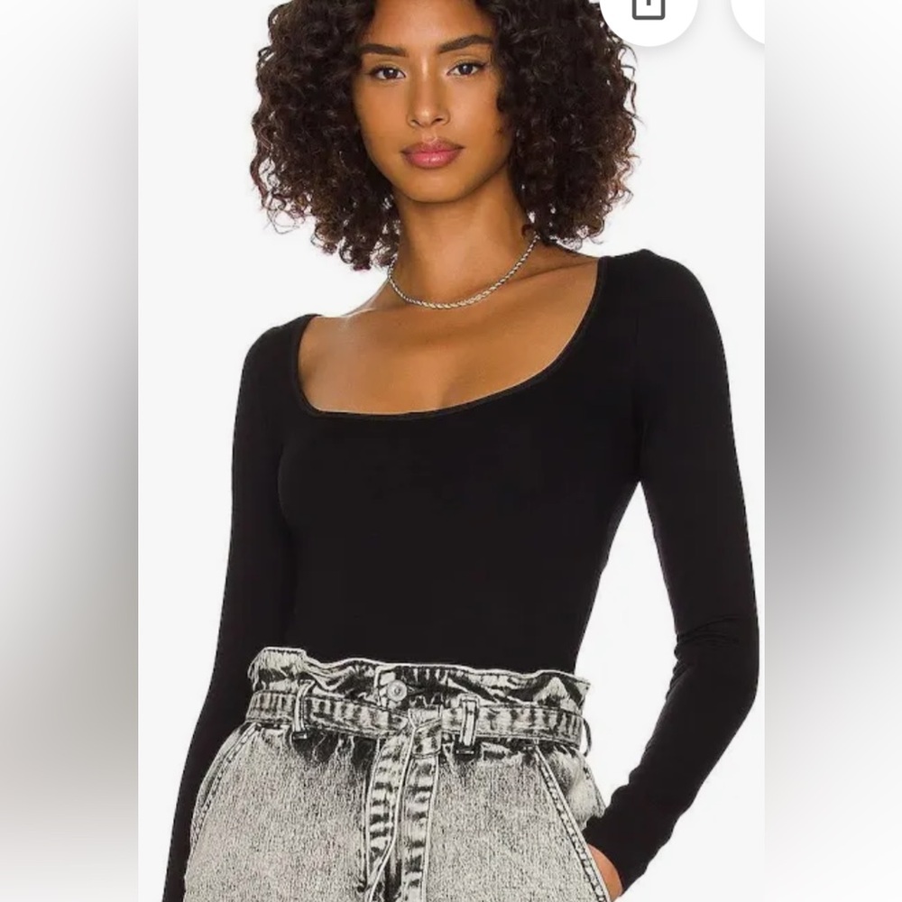 Free People settle in scoop neck bodysuit sz M